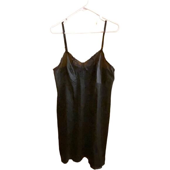 Vintage vanity Fair black short Lace Accent Slip Dress 40” bust EUC - Picture 2 of 9